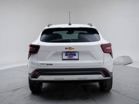 New 2026 Chevrolet Trax LT w/ Driver Confidence Package image 6