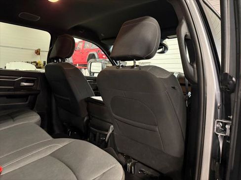 Certified 2024 RAM 2500 Big Horn w/ Night Edition AWD/4WD image 15