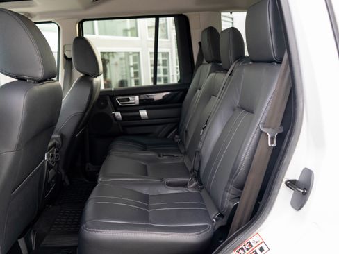 Used 2016 Land Rover LR4 HSE Silver Edition AWD/4WD image 27