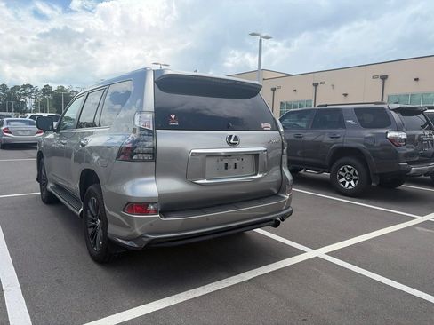 Used 2023 Lexus GX 460 Premium AWD/4WD image 3