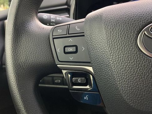 Used 2026 Toyota Camry LE w/ Convenience Package FWD image 13