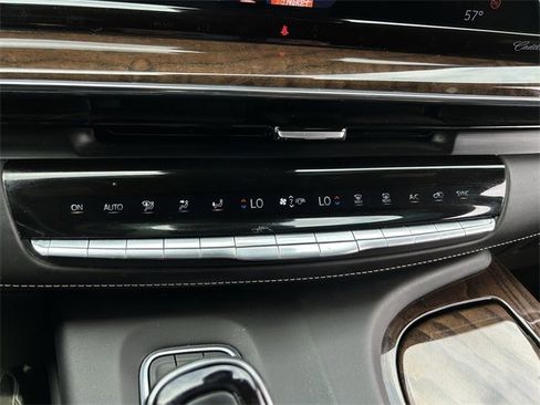 Used 2021 Cadillac Escalade Sport Platinum w/ LPO, ONYX Package image 21