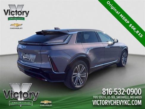 Used 2024 Cadillac Lyriq Luxury image 6