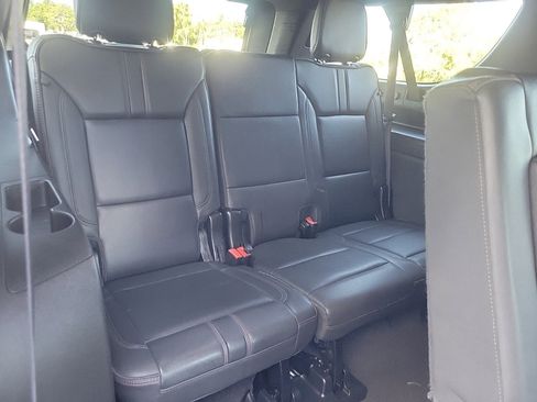 Used 2024 Chevrolet Suburban RST image 39