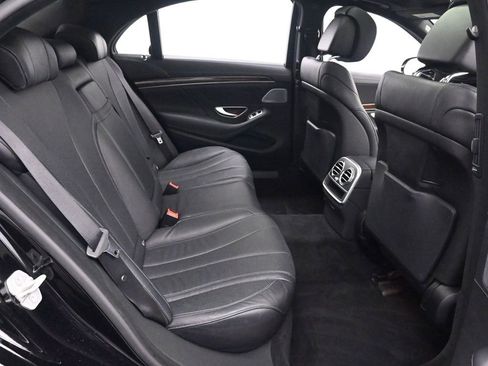 Used 2016 Mercedes-Benz S 550 4MATIC Sedan image 21