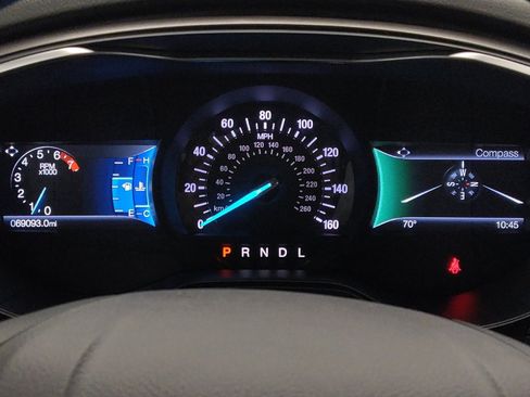 Used 2020 Ford Fusion SE FWD image 23