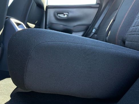 Certified 2025 Honda HR-V Sport image 37