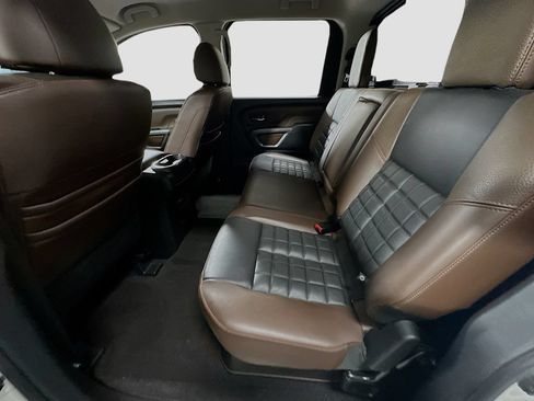 Used 2018 Nissan Titan Platinum Reserve AWD/4WD image 23