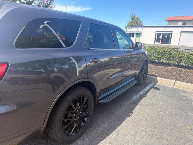 Used 2016 Dodge Durango R/T w/ Technology Group RWD image 4