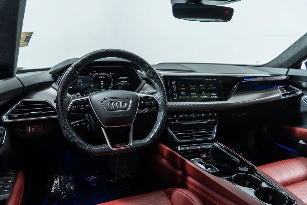 Used 2023 Audi RS e-tron GT w/ Carbon Performance Package AWD/4WD image 4