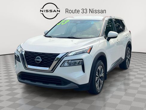Used 2023 Nissan Rogue SV AWD/4WD image 2
