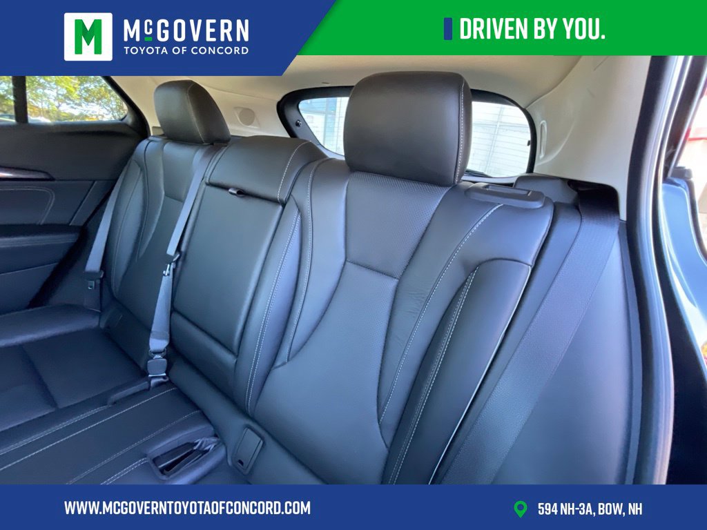 Used 2021 Buick Envision Essence AWD/4WD image 17
