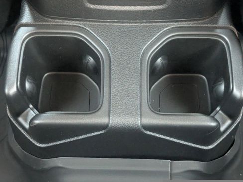 New 2024 Jeep Wrangler Sahara image 13