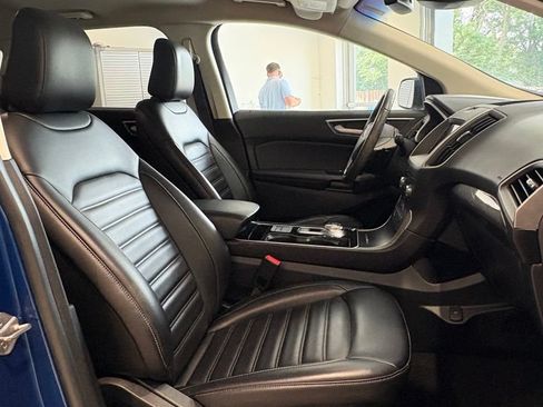 Used 2020 Ford Edge SEL w/ Cold Weather Package AWD/4WD image 13