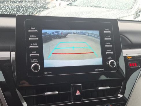 Used 2023 Toyota Camry LE FWD image 9