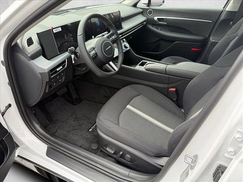 New 2026 Hyundai Sonata SEL image 3