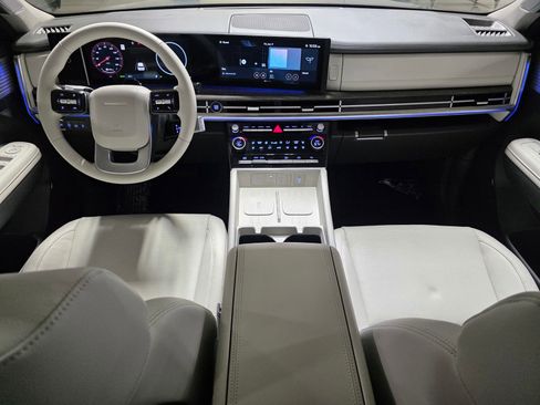 Certified 2025 Hyundai Santa Fe Limited image 19