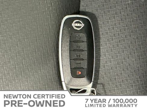 Used 2023 Nissan Rogue SV w/ SV Premium B Package FWD image 34