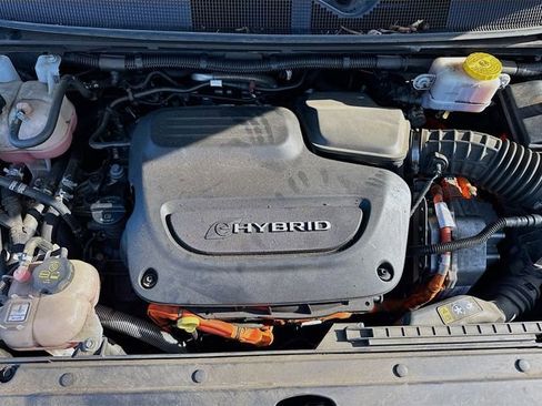 Used 2021 Chrysler Pacifica Touring-L w/ S Appearance Package image 26