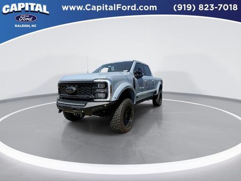 New 2026 Ford F250 Lariat w/ Black Appearance Package AWD/4WD image 4
