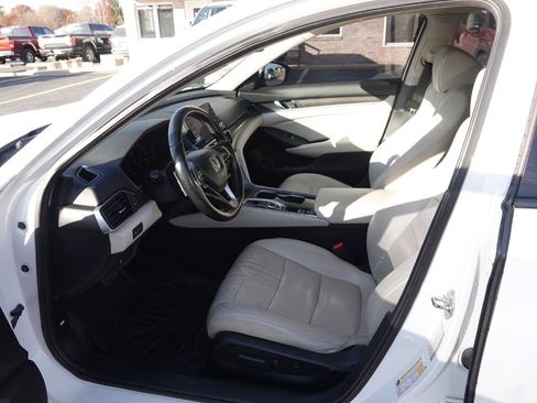 Used 2018 Honda Accord EX-L image 13