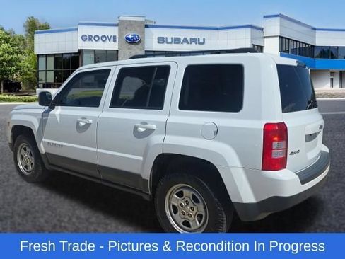 Used 2016 Jeep Patriot Sport w/ Power Value Group AWD/4WD image 3