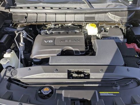 Used 2022 Nissan Pathfinder SV w/ SV Black Package image 35