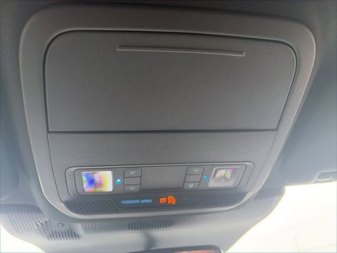 New 2026 Ford Explorer Platinum image 25