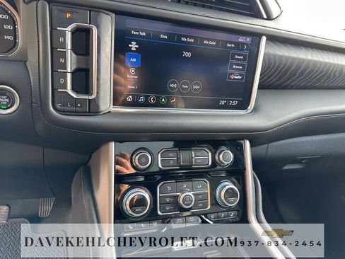 Used 2021 GMC Yukon XL Denali w/ Denali Premium Package image 15