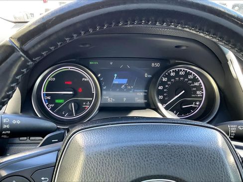 Used 2021 Toyota Camry XSE FWD image 17