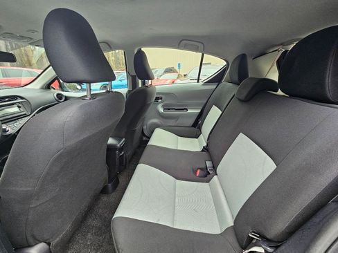 Used 2014 Toyota Prius C Two image 22