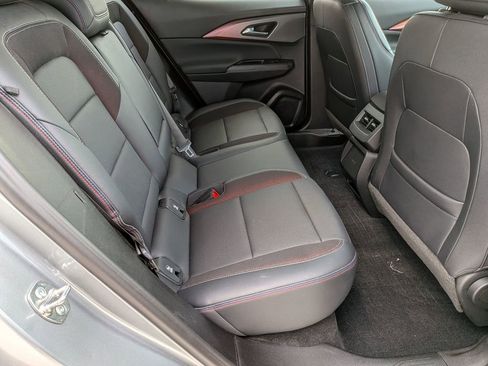 Used 2025 Chevrolet Equinox EV RS image 26