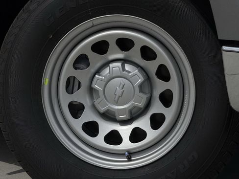 New 2026 Chevrolet Silverado 1500 W/T w/ WT Safety Package RWD image 9