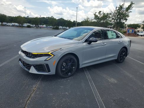 New 2026 Kia K5 GT-Line w/ GT-Line Premium Package FWD image 2