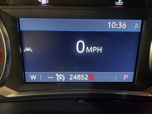 Used 2023 Chevrolet Traverse LT image 6