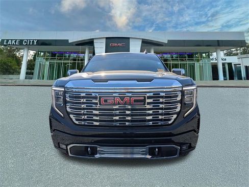 Used 2024 GMC Sierra 1500 Denali w/ Technology Package image 5