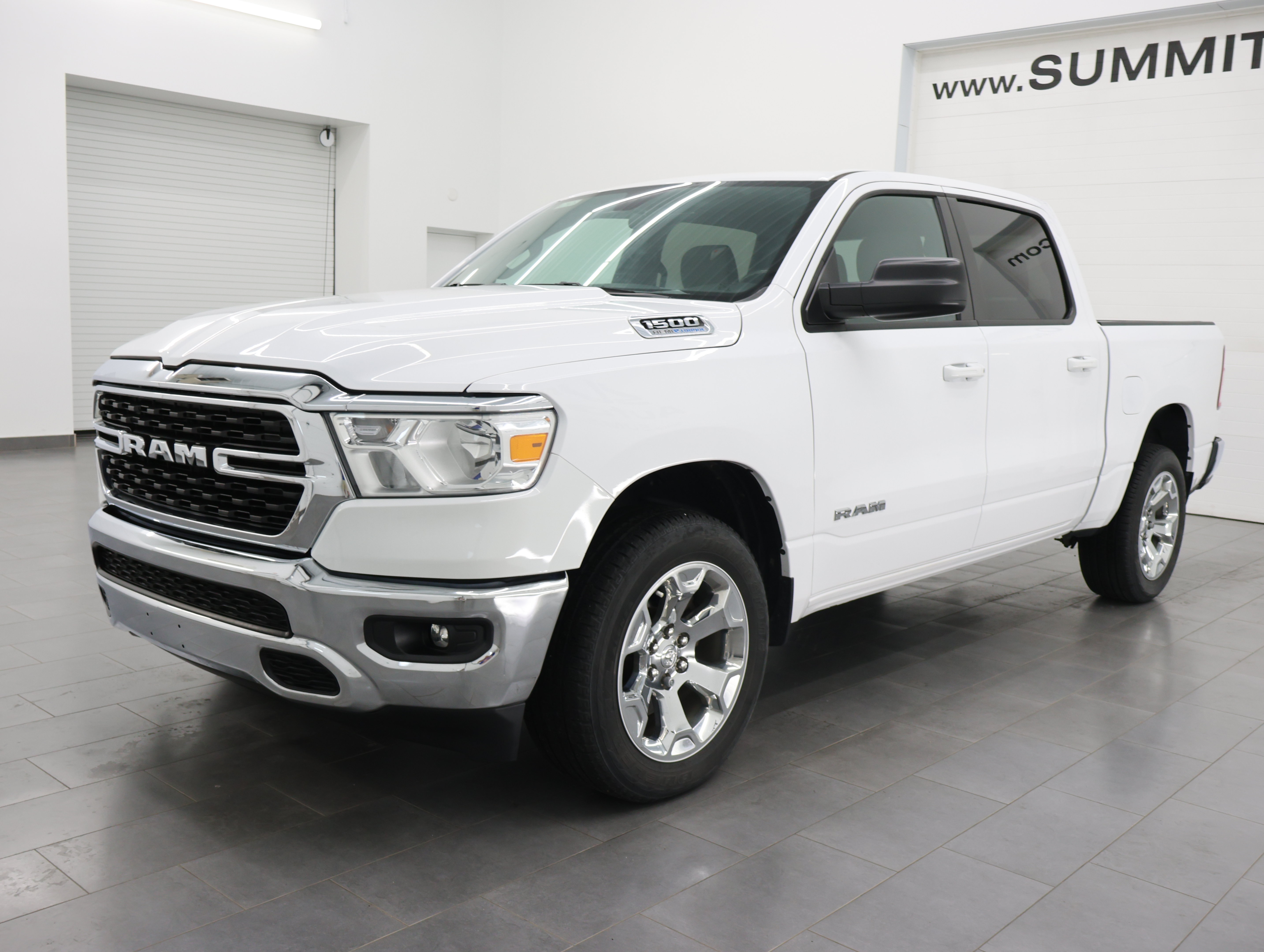 Used 2022 RAM 1500 Big Horn AWD/4WD image 7