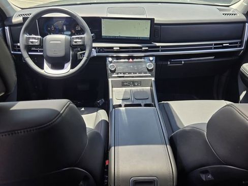 Used 2025 Hyundai Santa Fe XRT image 13