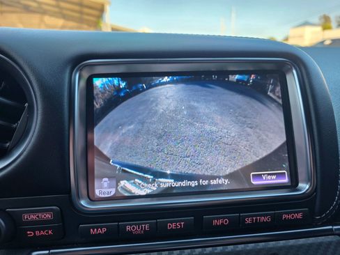 Used 2015 Nissan GT-R Black Edition image 18