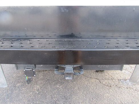 Used 2022 RAM 2500 Tradesman w/ Chrome Appearance Group AWD/4WD image 23