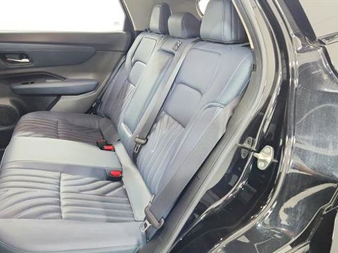 Used 2023 Nissan Ariya image 21