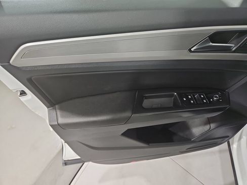 Used 2018 Volkswagen Atlas SE AWD/4WD image 11