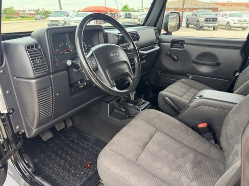 Used 2005 Jeep Wrangler X w/ Tire & Wheel Group (Ecco) image 17