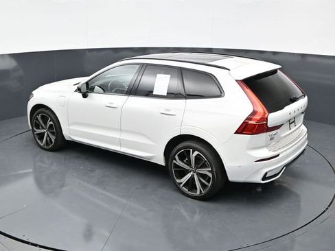 Used 2024 Volvo XC60 T8 Ultimate w/ Climate Package AWD/4WD image 33