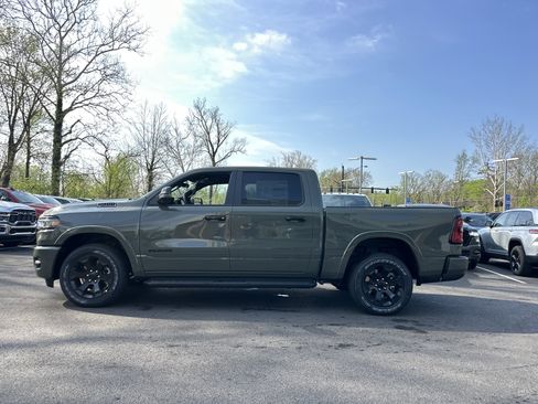New 2026 RAM 1500 Big Horn AWD/4WD image 22