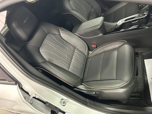 New 2026 Buick Envista Avenir FWD image 23