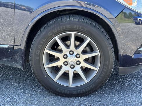 Used 2017 Buick Enclave Leather FWD image 6