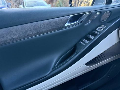 Used 2024 Genesis G80 image 24