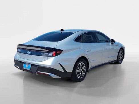 New 2026 Hyundai Sonata Blue FWD image 5