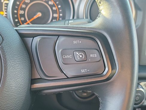 Used 2021 Jeep Wrangler Sport w/ Technology Group image 26